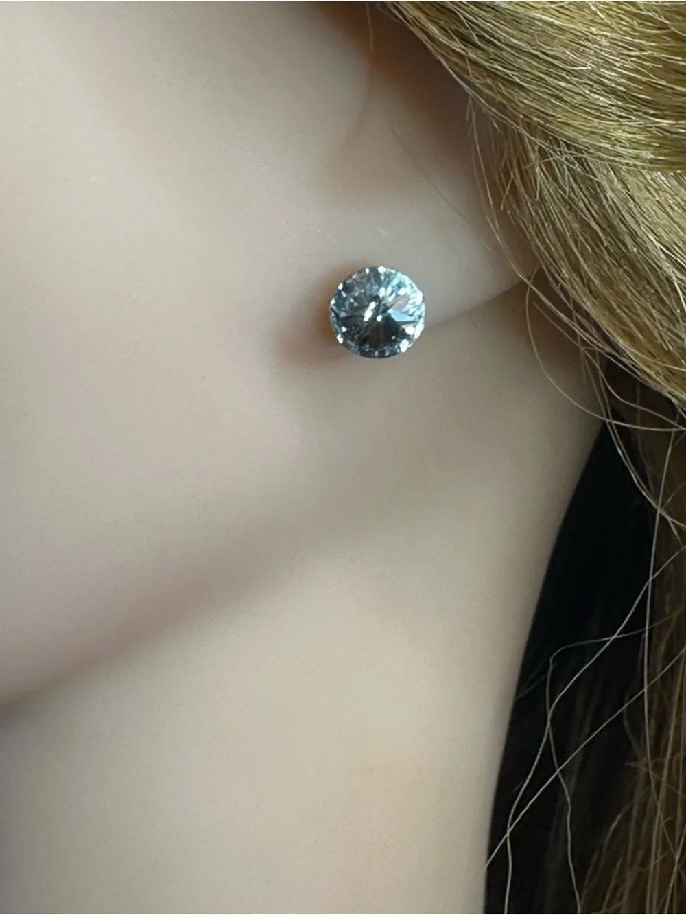 JSB Bijoux Swarovski Crystal Stud Earrings Clear Round Classic